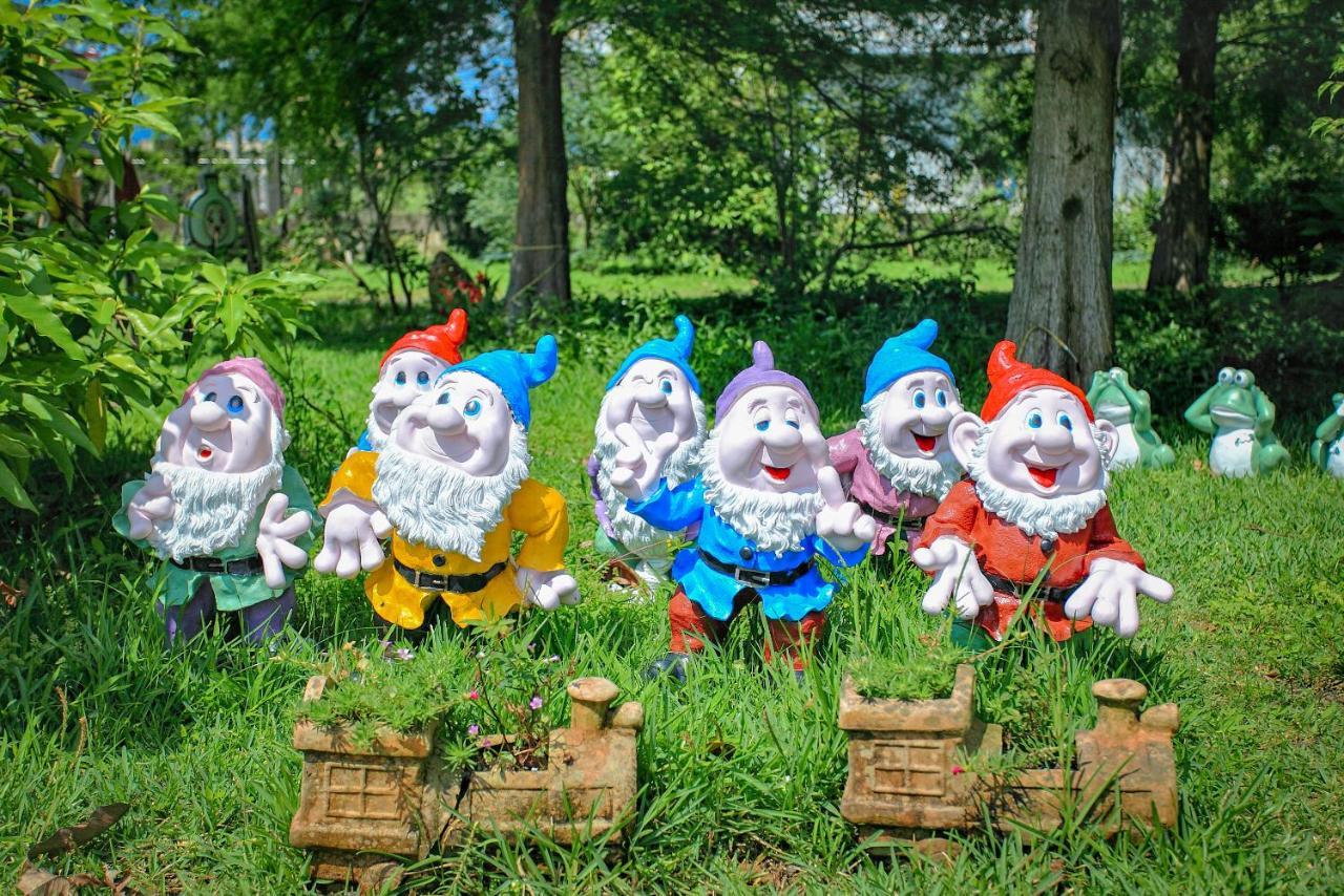 Fairy Story Village Farm B&B Dongshan  Exterior foto